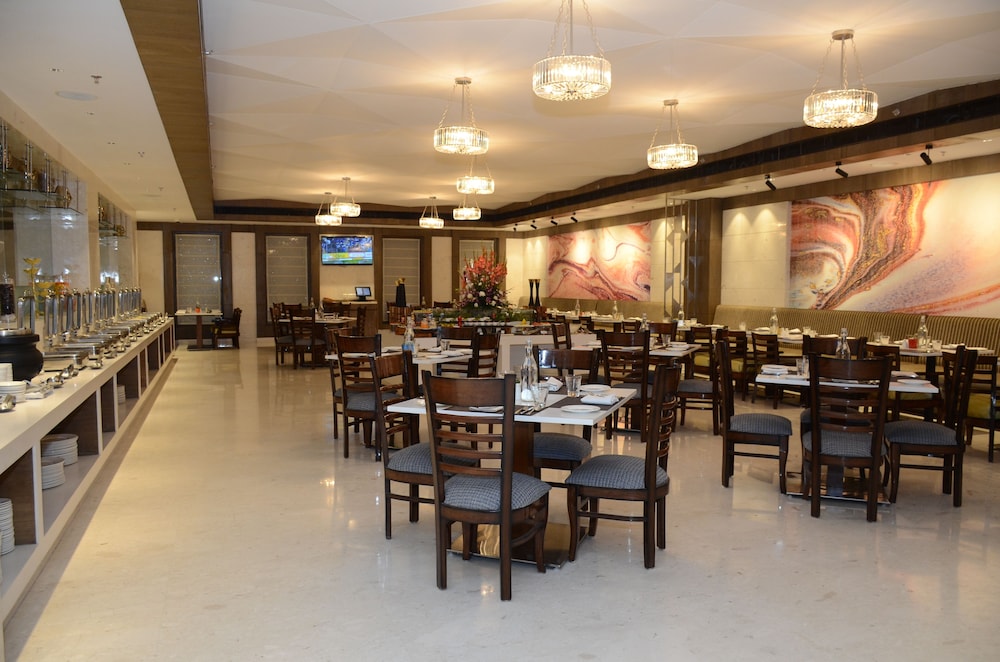 Viraj Sarovar Portico Jammu 40/48