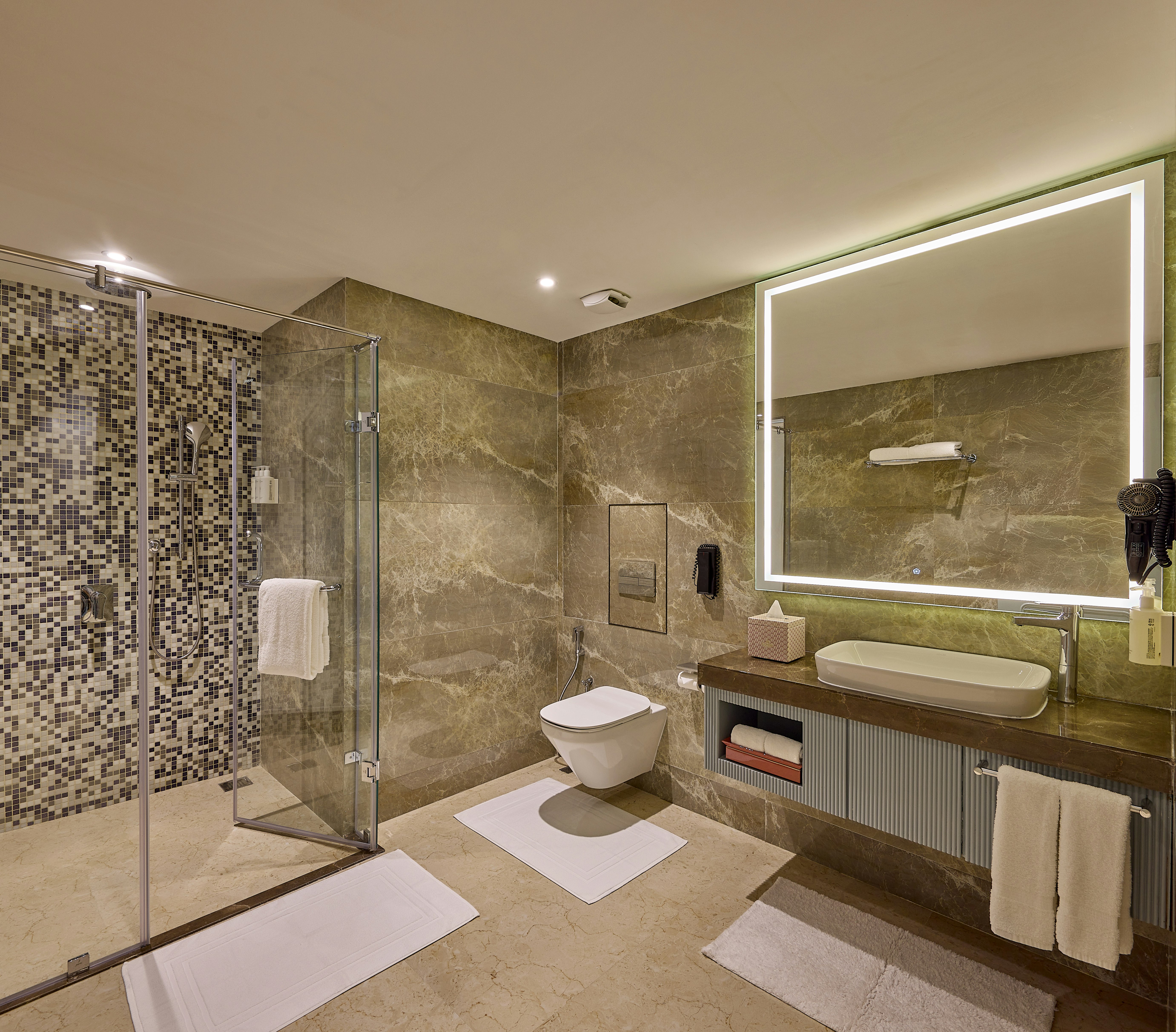 ICONIQA - The Lifestyle Hotel of Mumbai 46/47