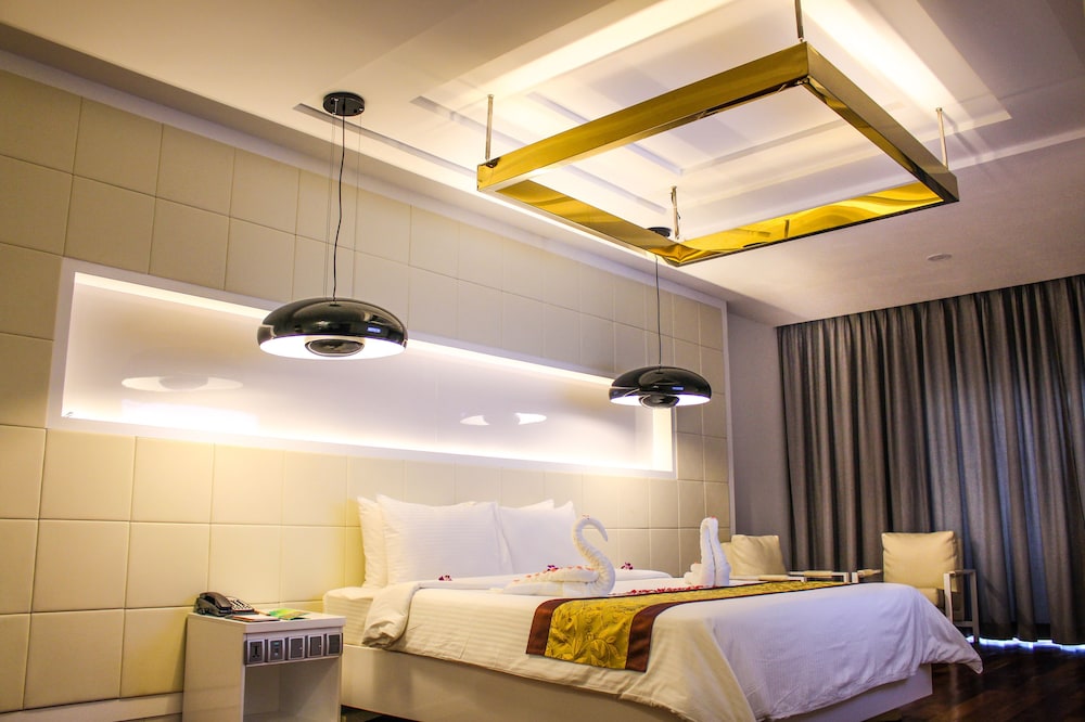 Grand Sokhalay Hotel 7/38