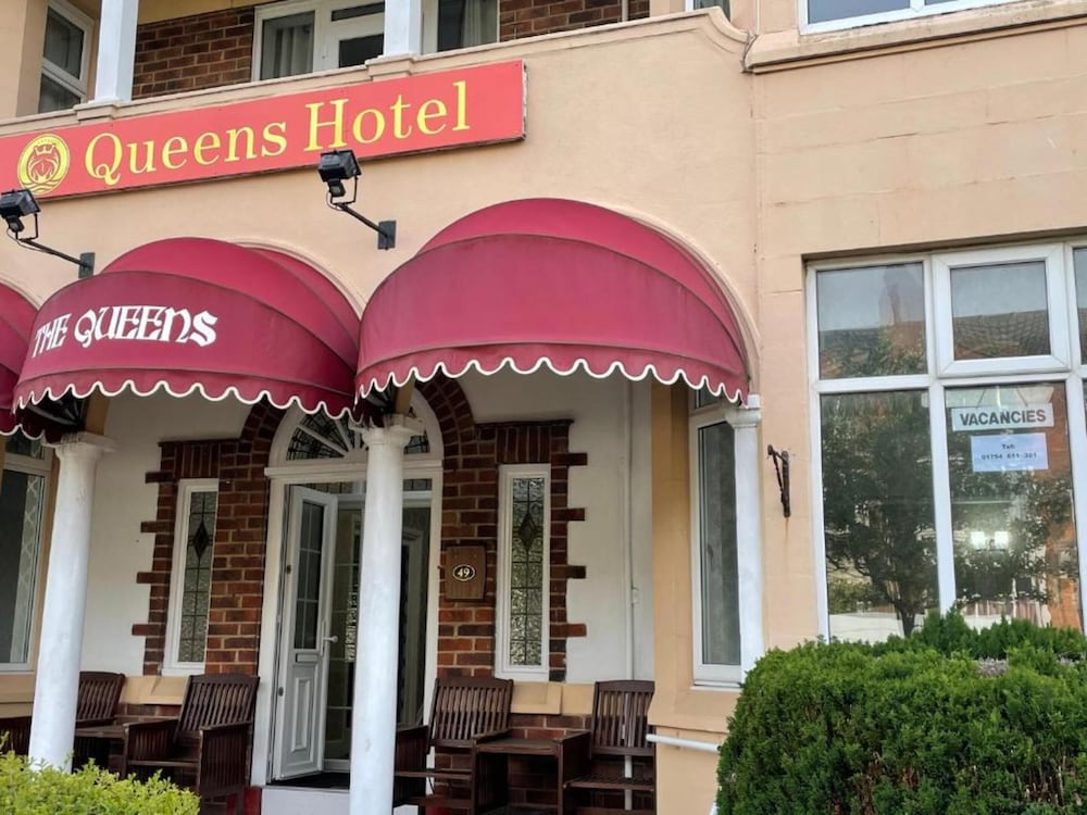 OYO Queens Hotel, Skegness in SKEGNESS