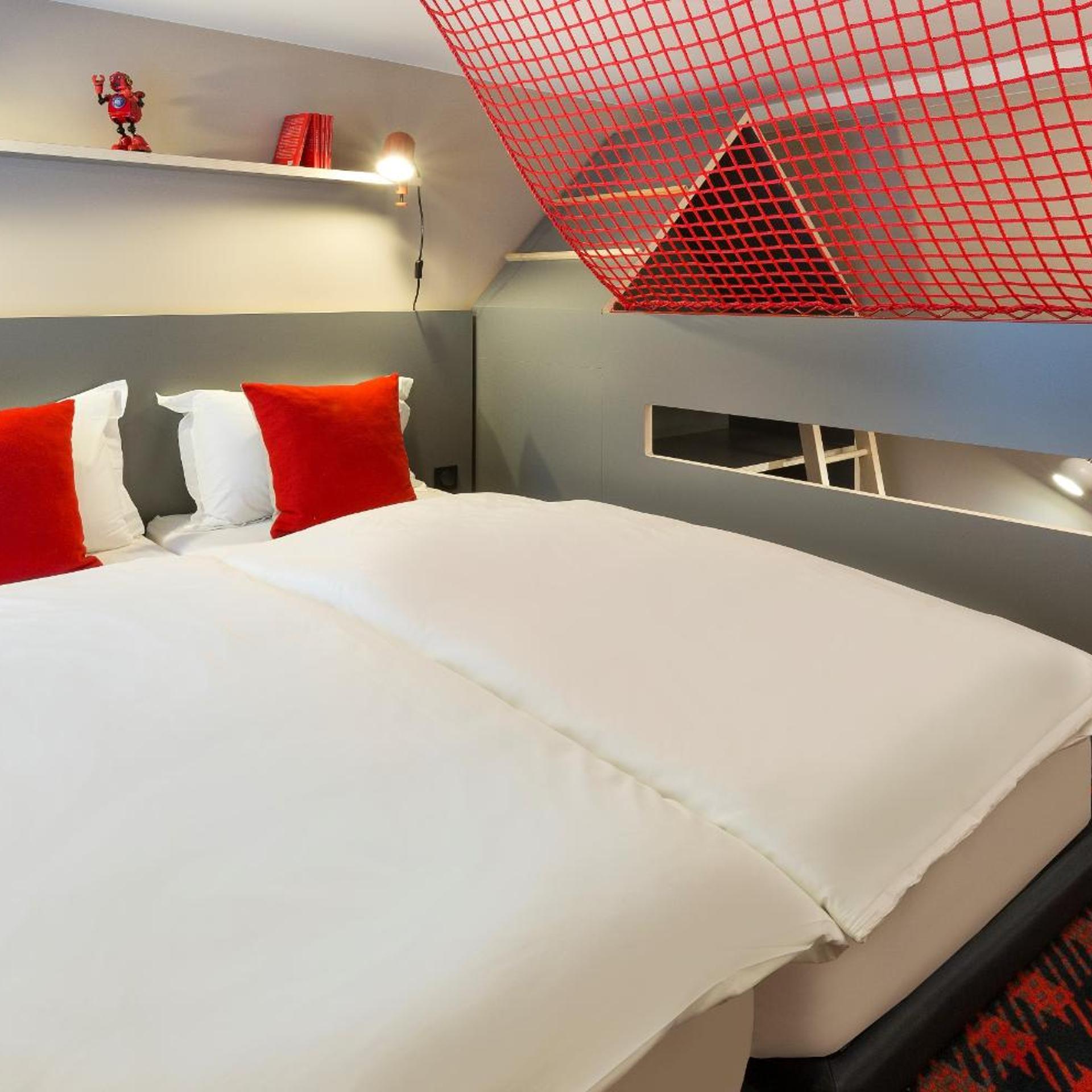 Mezzanine, Connecting, Double Bed