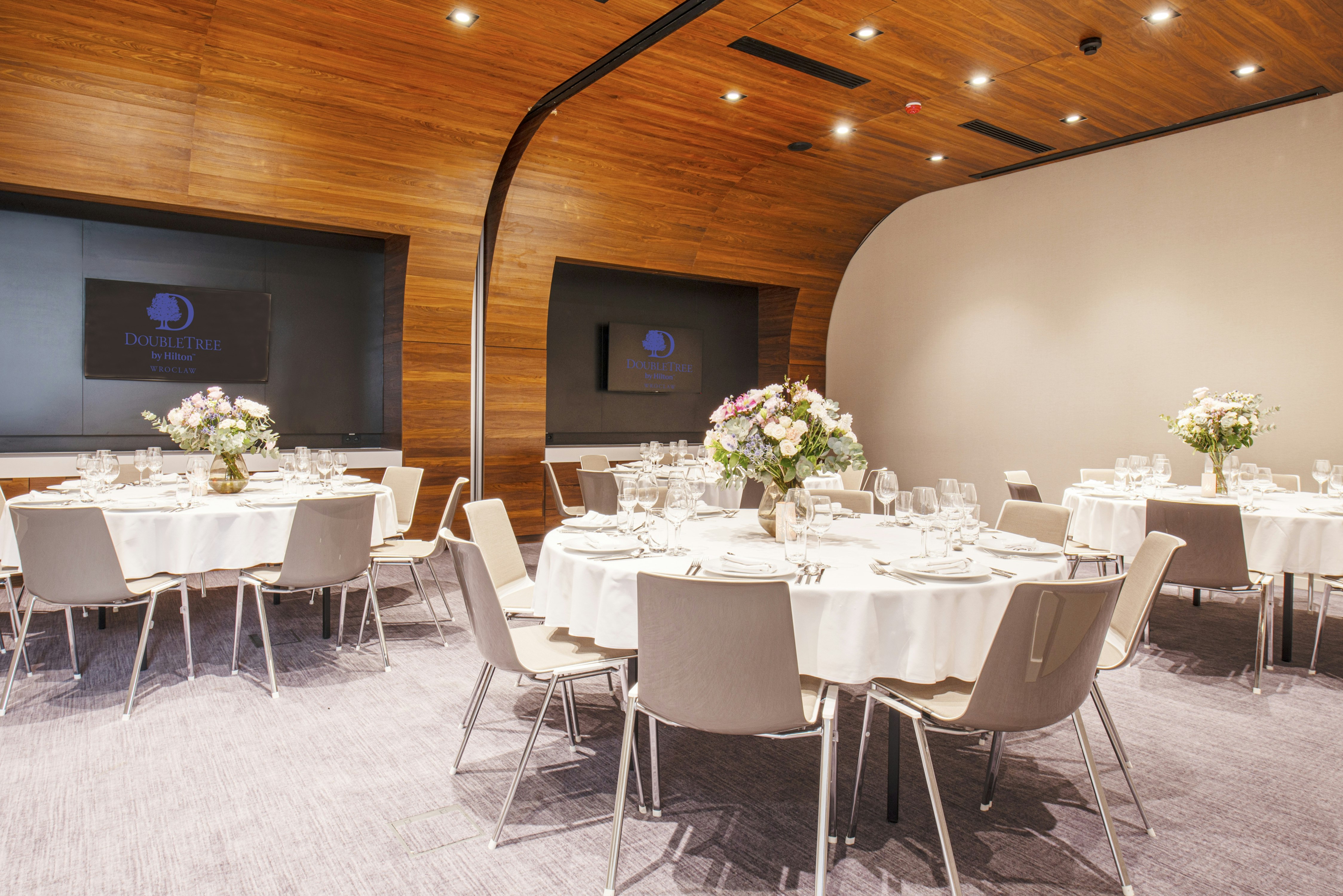 Doubletree By Hilton Wroclaw 69/77