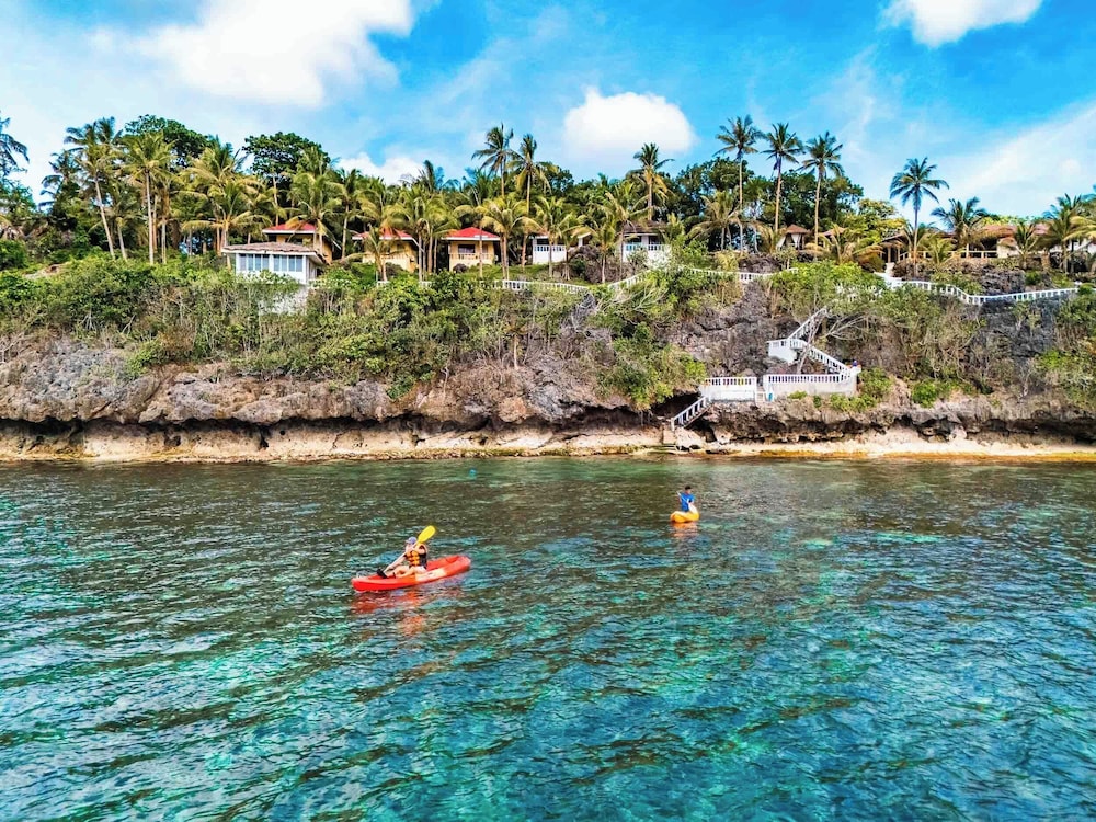 Blue Star Dive And Resort 42/50