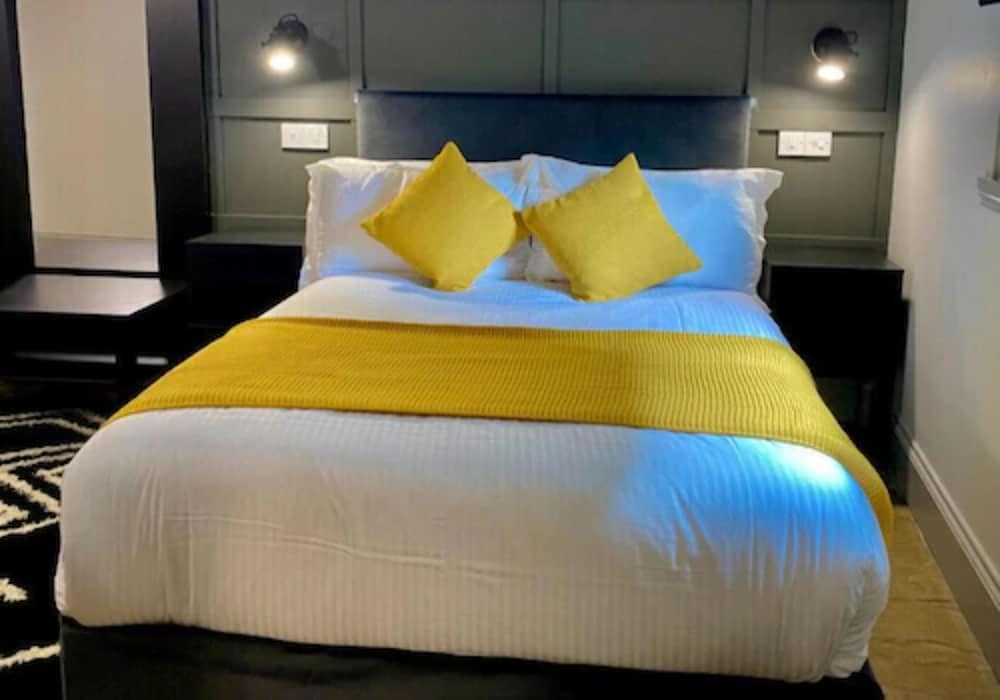 CLASSIC, DOUBLE BED