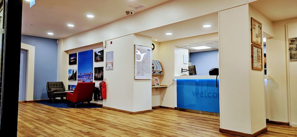 Travelodge Belfast Central 12/61