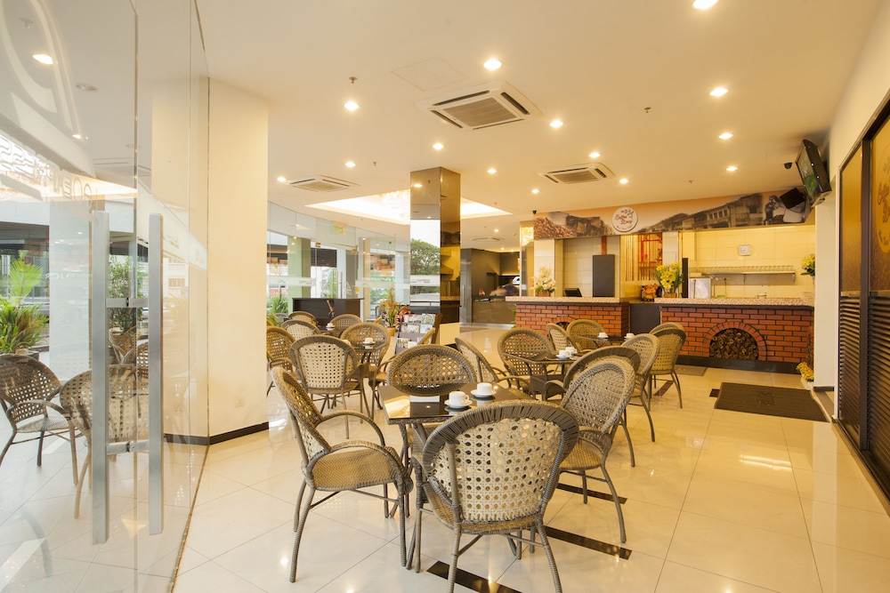 Leo Express Hotel 34/43