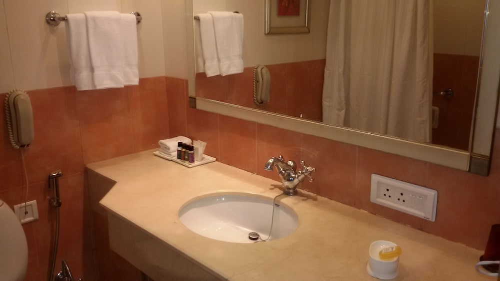 Park Plaza Chennai Omr 18/72