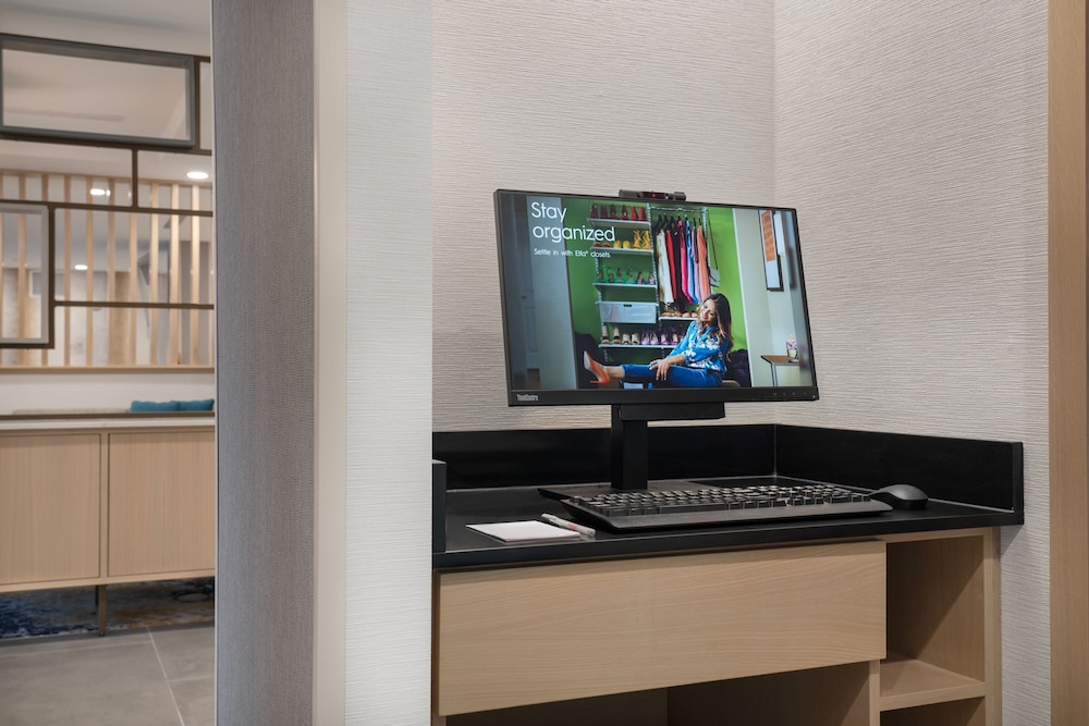 TownePlace Suites by Marriott New Philadelphia 24/33