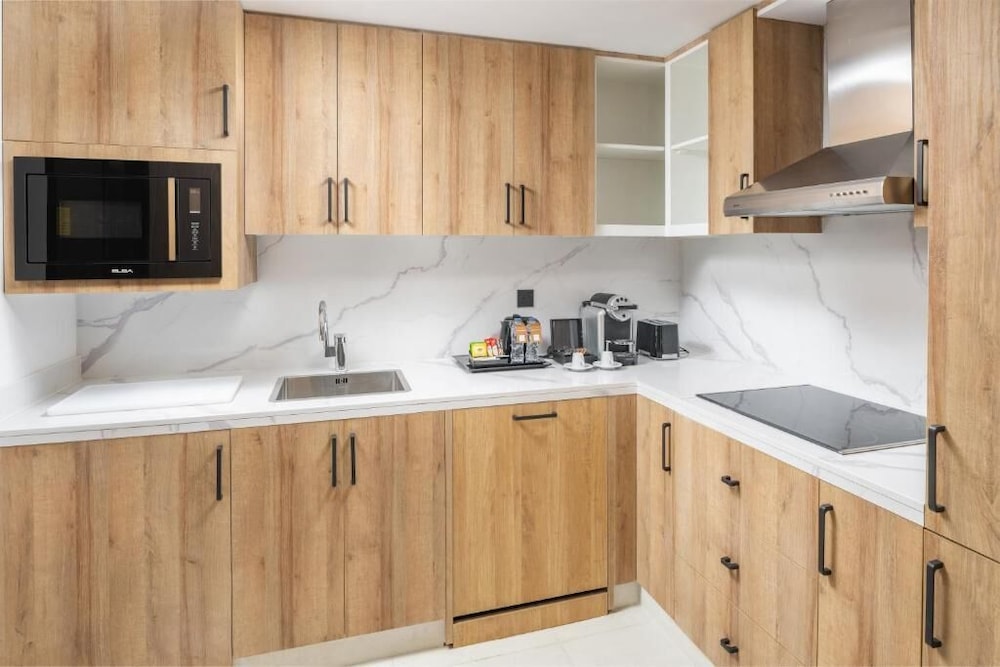Makarem Haram View Suites 38/38