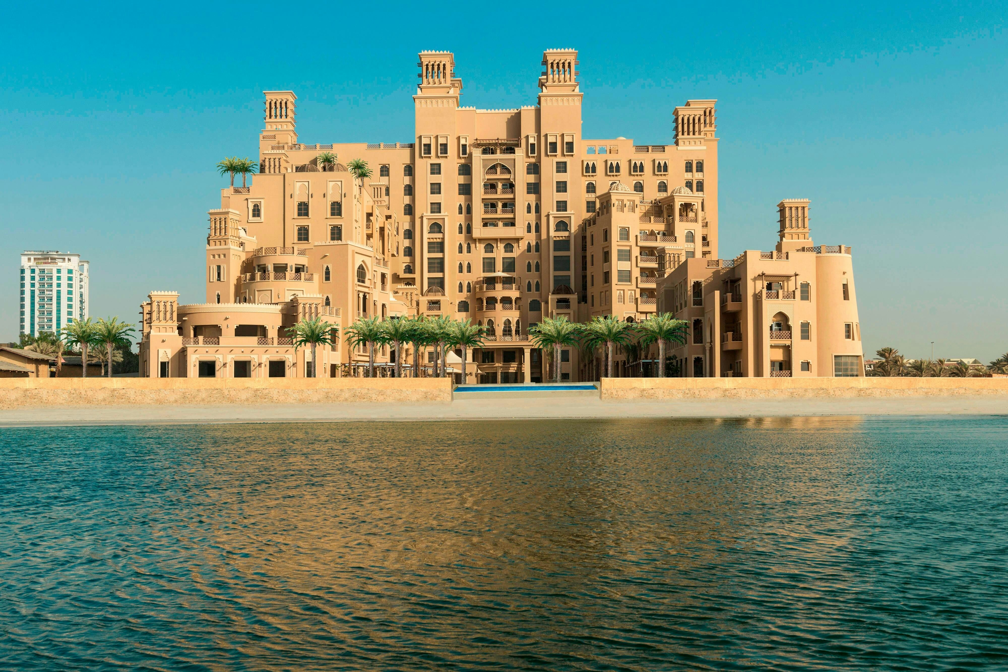 Sheraton Sharjah Beach Resort Spa 57/58