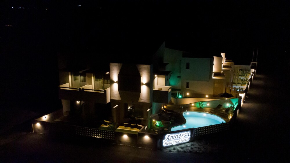 Amoessa Boutique Hotel 52/56