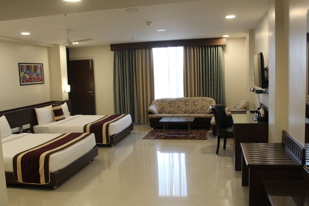 Brilliant Hotel & Convention Center 13/49