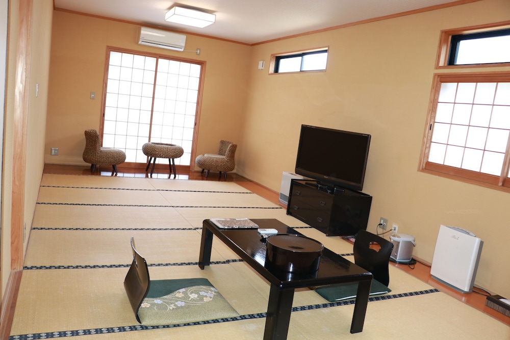 Beppu Kaizan (ex Hotel Zenshitsu Rotentsuki Hanare No Yado Beppu Yuya) 37/50