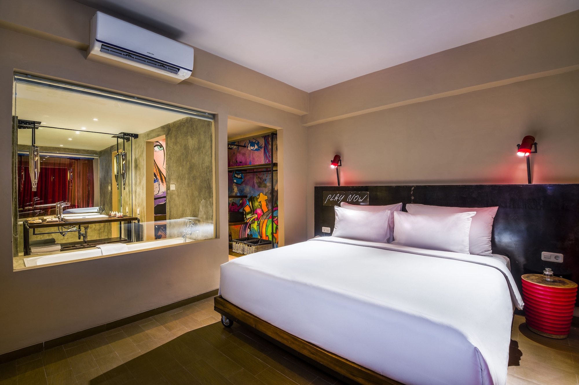 Dash, 2 Bedrooms, King and Twin Beds, Viva Dash Hotel Seminyak 2/5