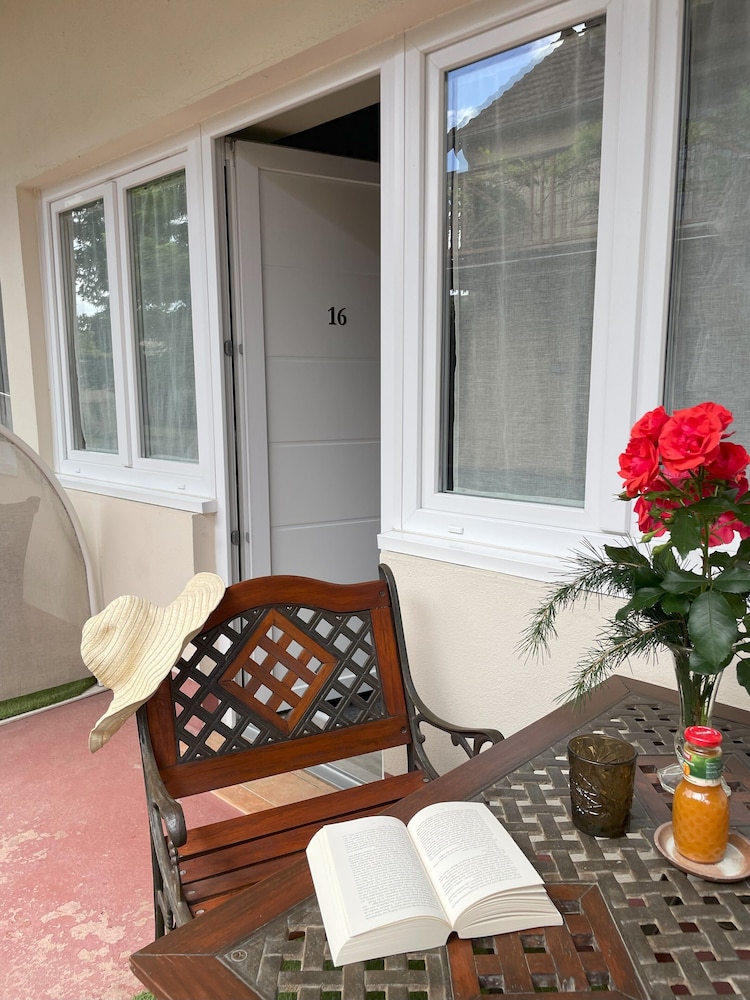 Hotel The Originals Nevers Clos Sainte Marie 29/48