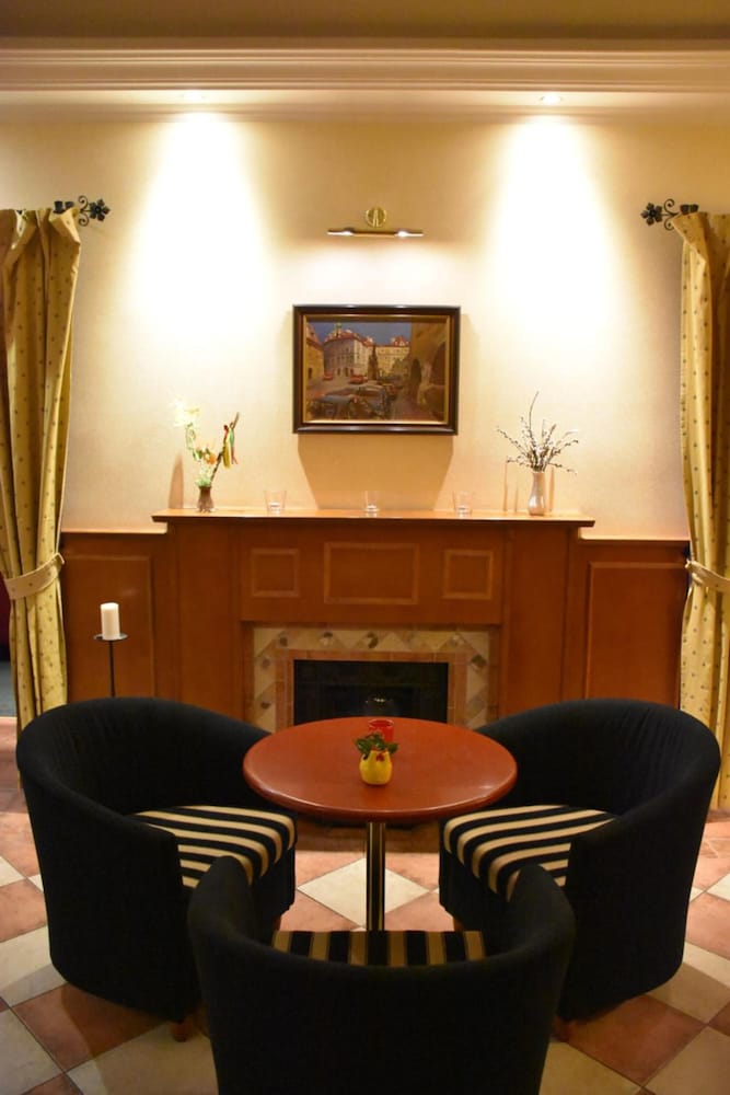 Hotel Arbes 28/48