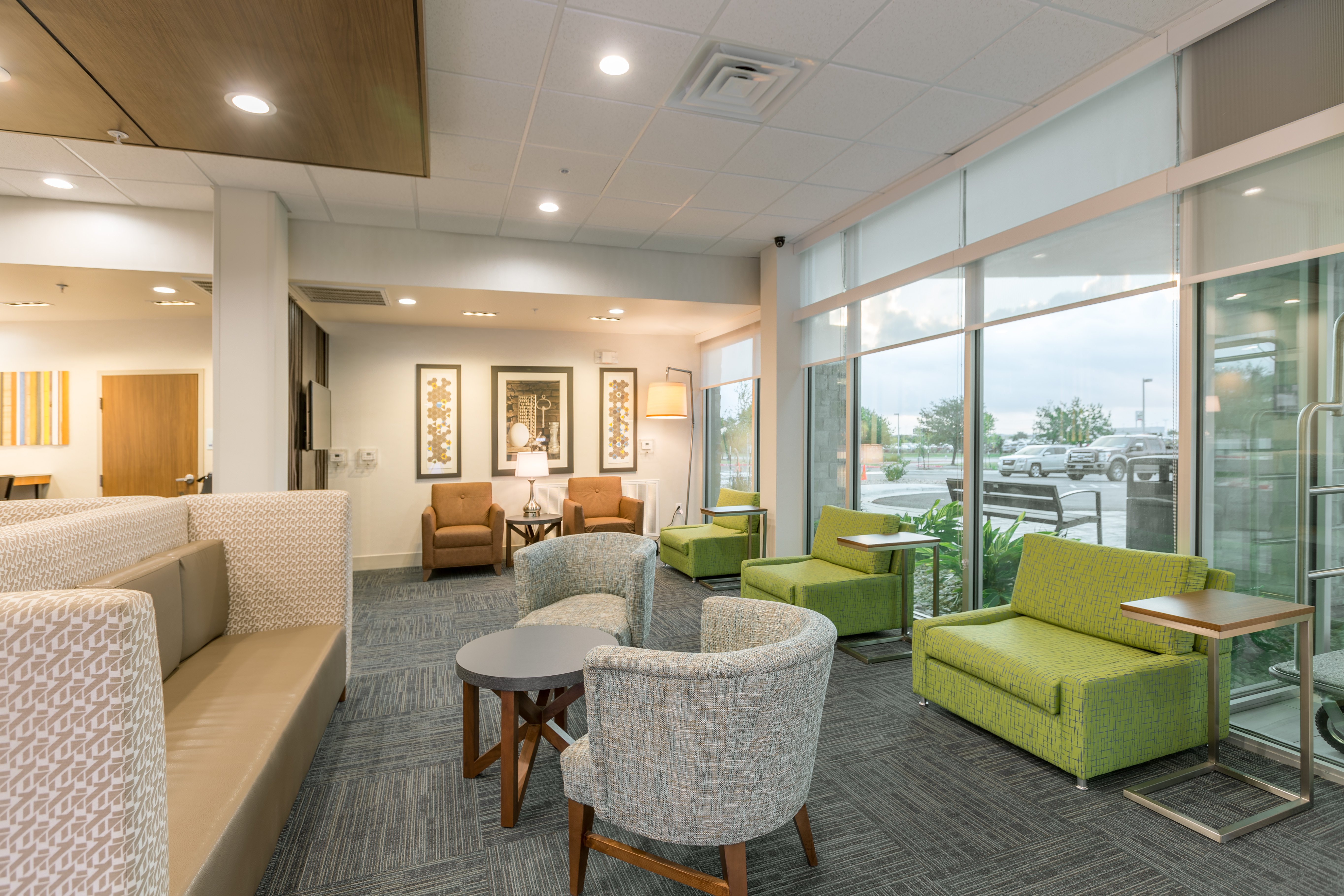 Holiday Inn Express And Suites San Marcos South 33/57