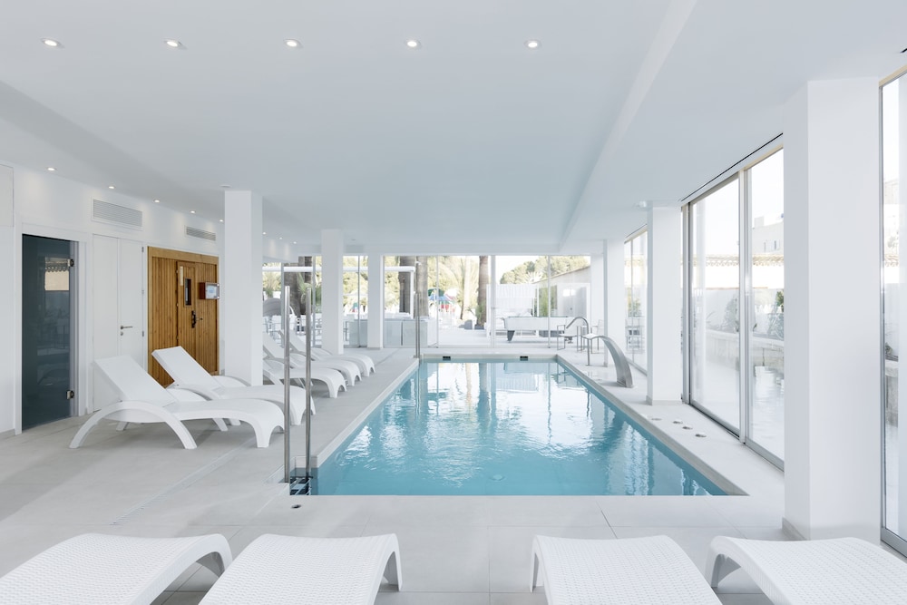 Reverence Mare Hotel Adults Only 20/50