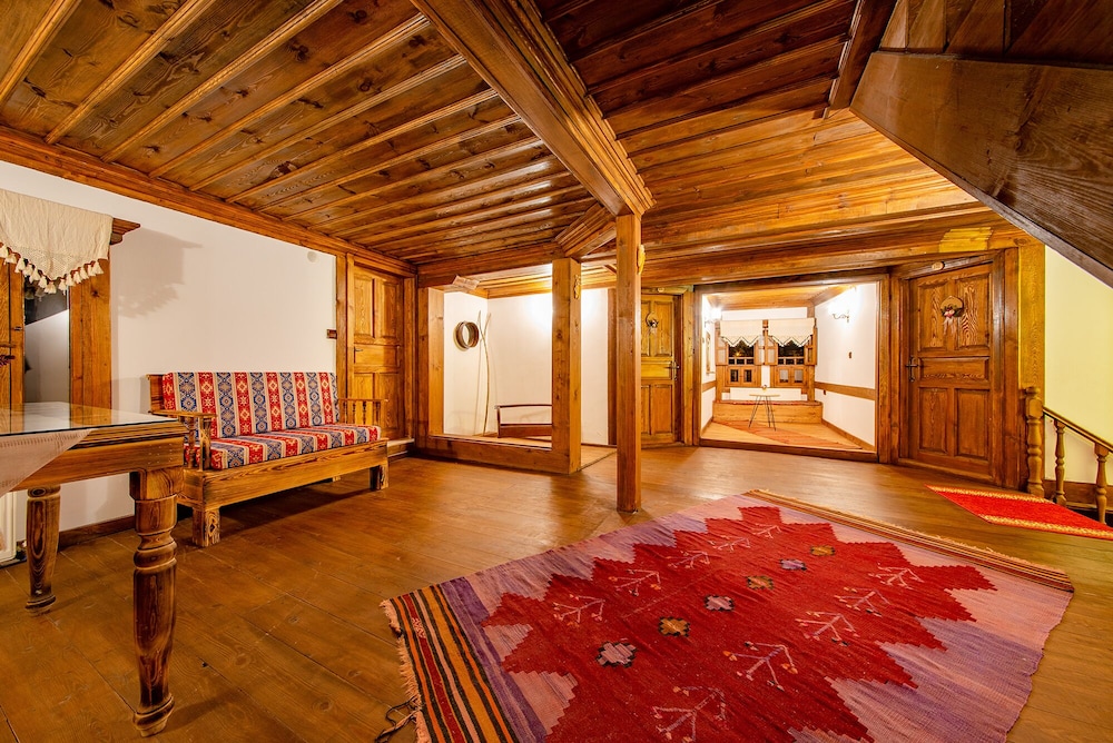 Hanedan Konak Otel 26/47