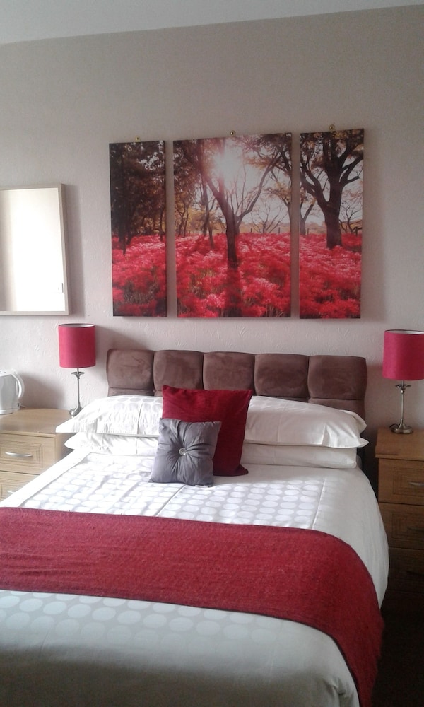 Adelphi Villa 23/39