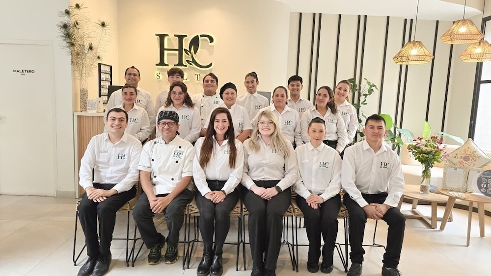 Hotel Caseros Salta 34/48
