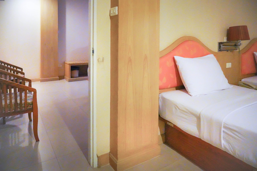 DT Hotel - Pratunam 16/24