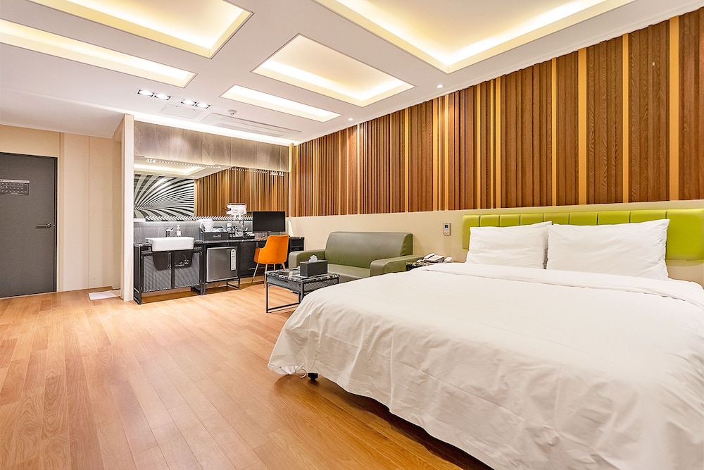 A1 Hotel Haedo 22/69