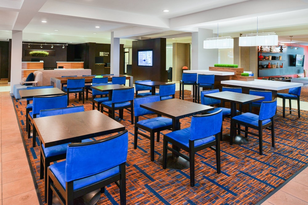 Courtyard by Marriott Beaumont 22/35