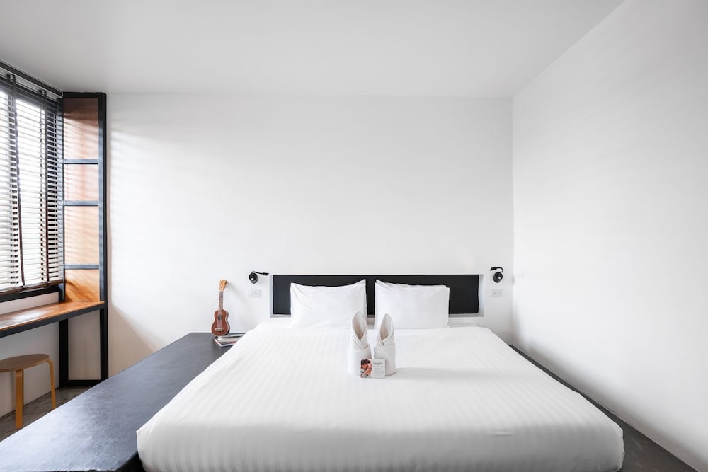 غرفة ديلوكس بسرير مزدوج، Book A Bed Poshtel - Hostel 3/8