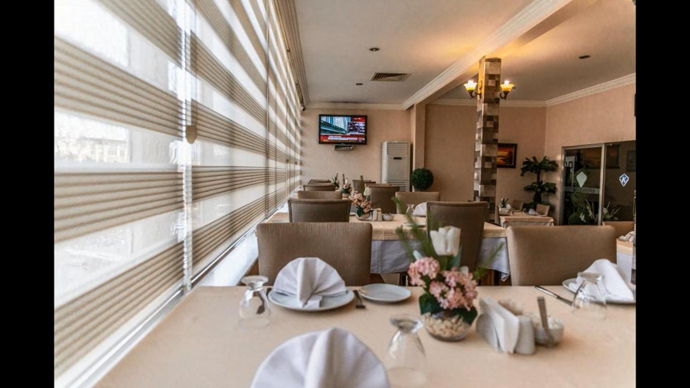Kristal Hotel 7/8