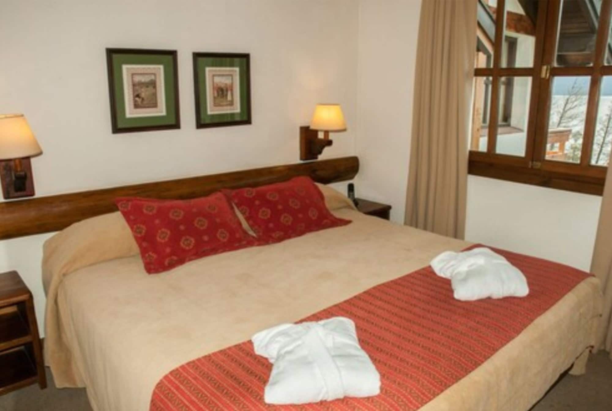 2 BEDROOMS, SUPERIOR, CABIN