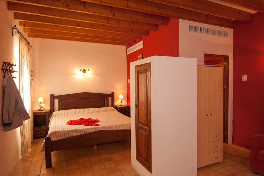Finca Hotel Ses Cases Noves 11/50