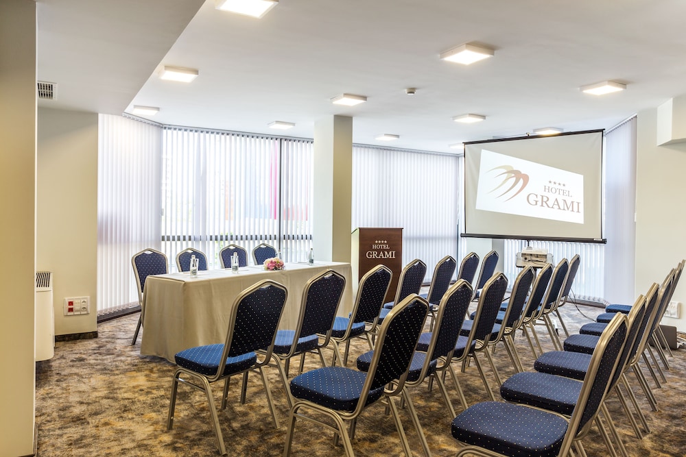 Grami Hotel Sofia 40/50
