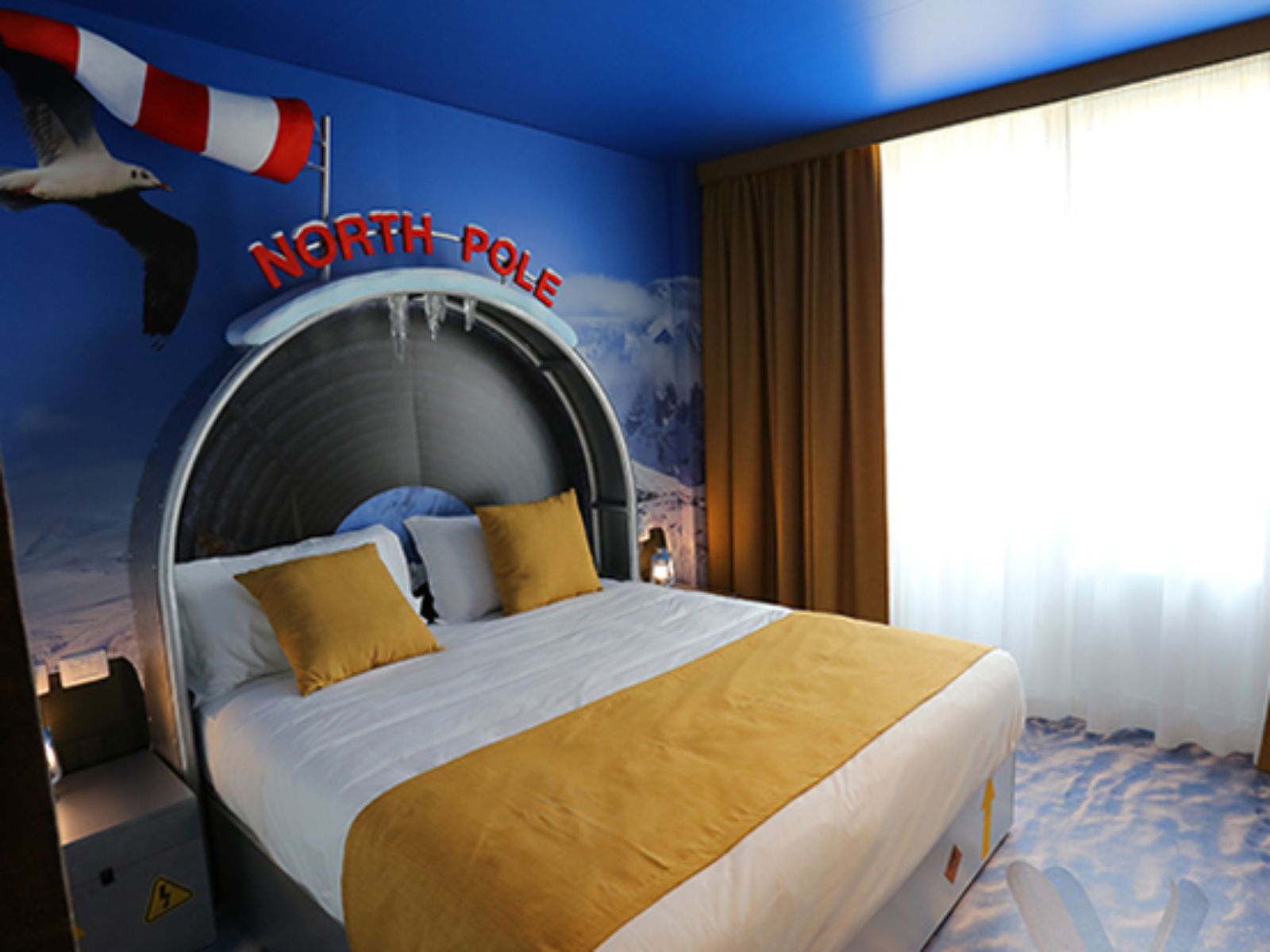 rooms