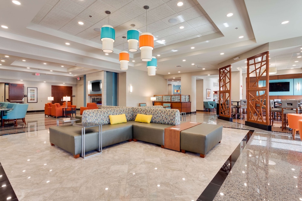 Drury Plaza Hotel St. Louis St. Charles 28/38
