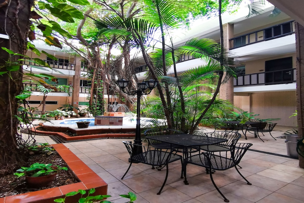 Grand Hotel Colonial Cancun 49/60