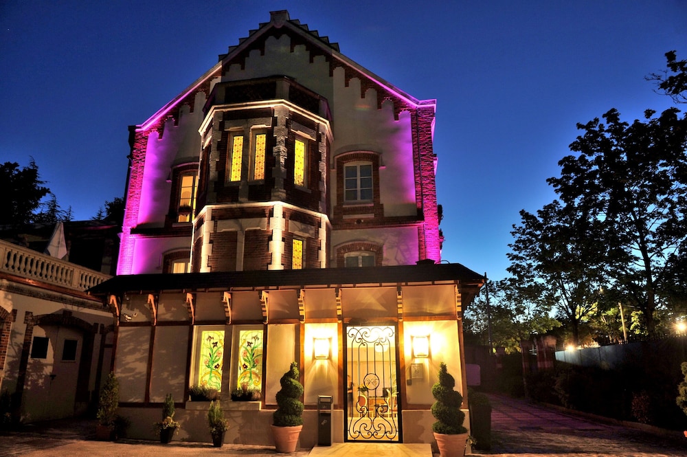 La Villa Eugene 2/64