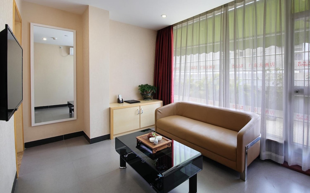 Guang Dong Grand Hotel 52/68