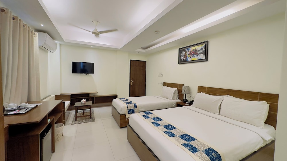 Hotel The Grand Hyatt Dhaka 10/42