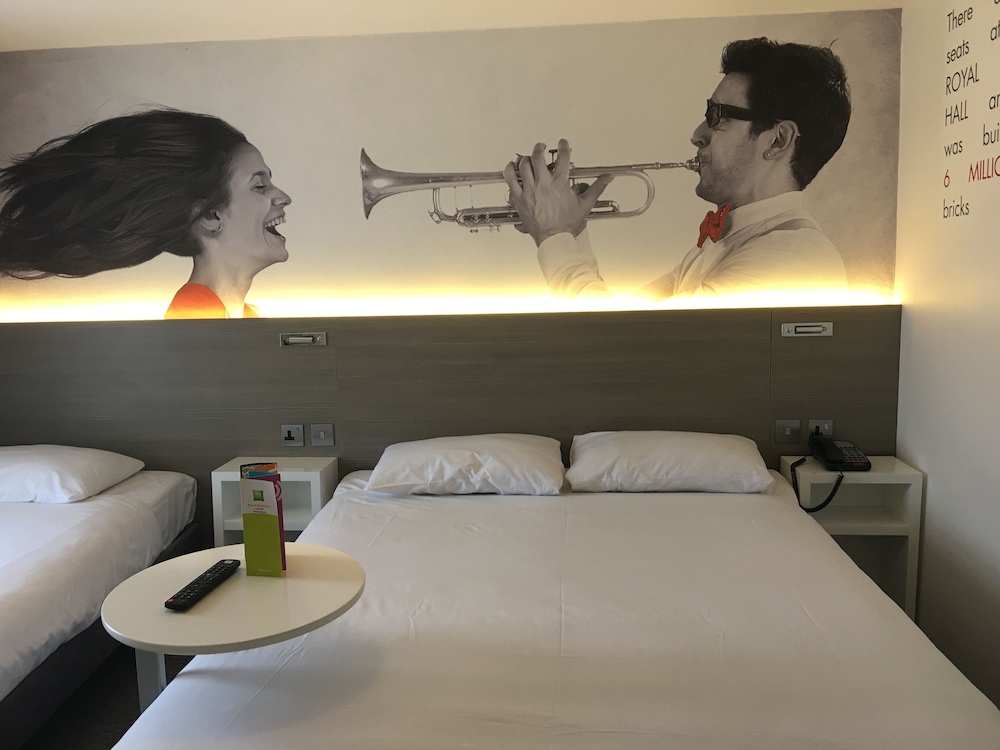 Heeton Concept Hotel - Kensington London 19/57