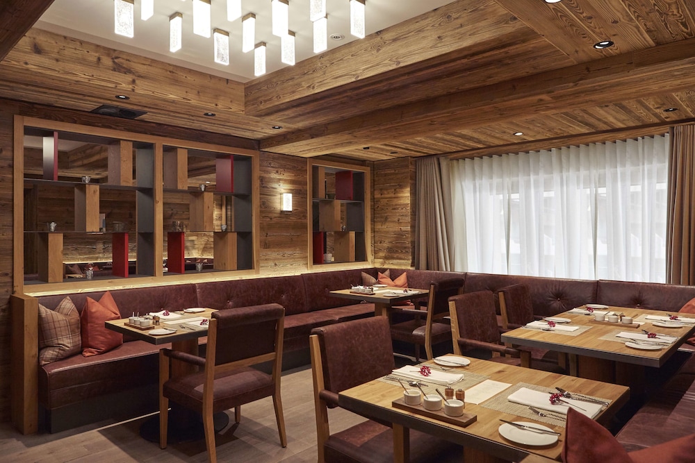 The Capra Saas-Fee 37/50