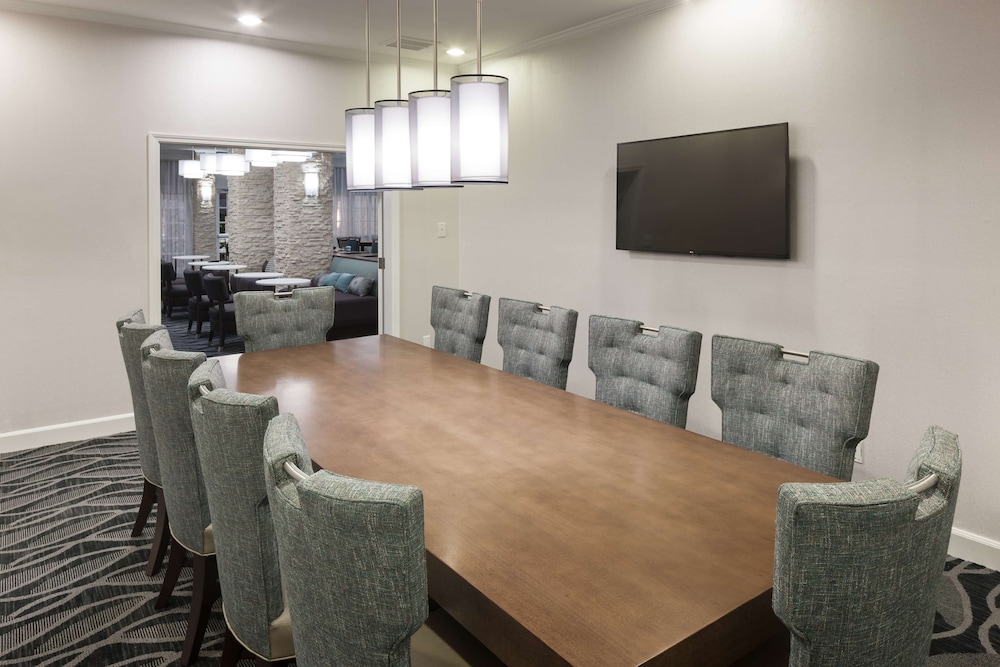 Homewood Suites by Hilton Tukwila 30/43
