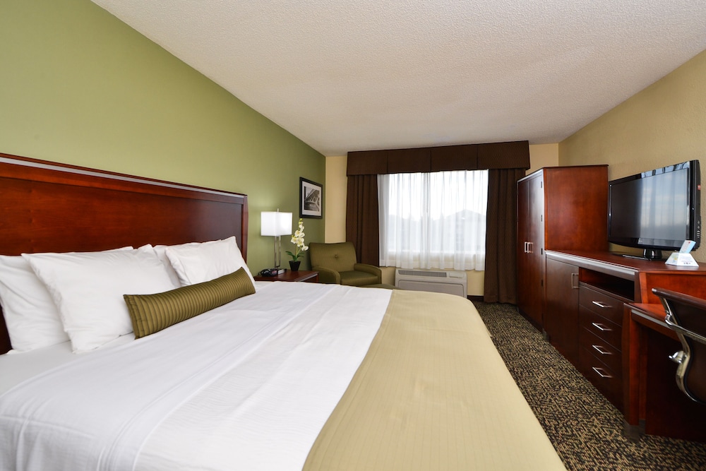 Best Western Glenview -Chicagoland Inn and Suites 15/44