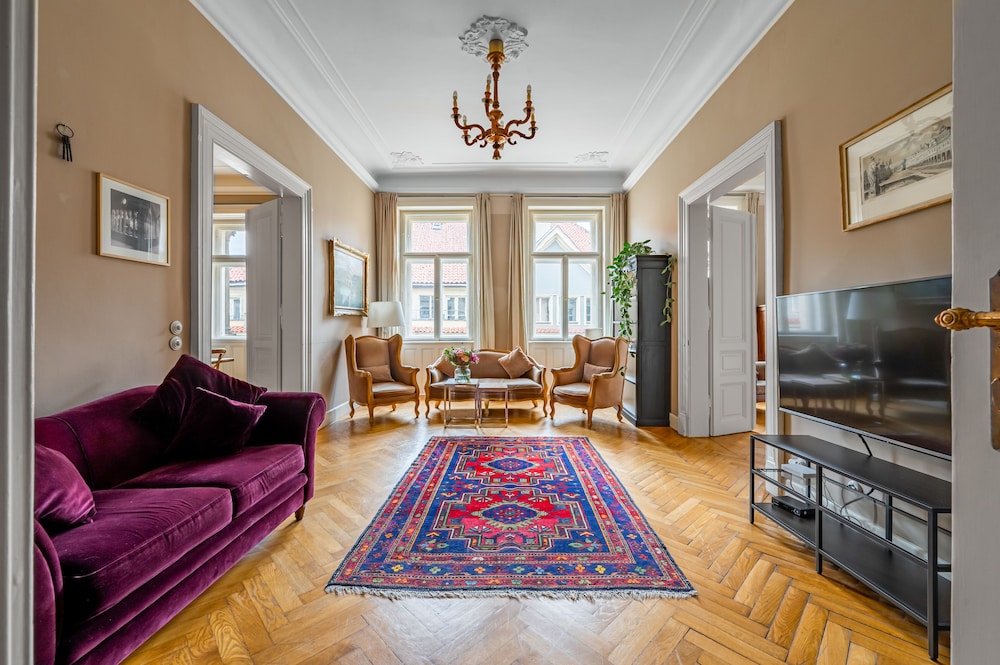 Malostranska Residence 45/72