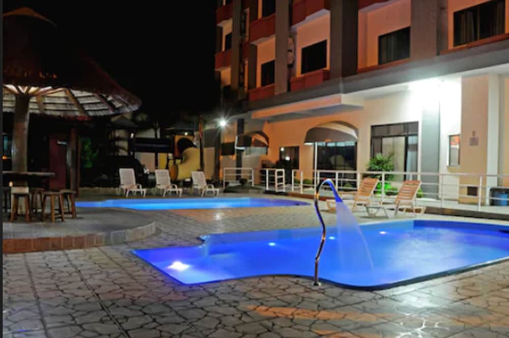 Hotel Conexao 56/67