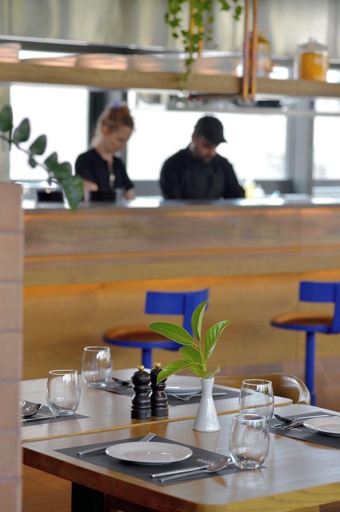 The Editor Athens Hotel, managed by Vassilicos House of Hospitality 60/73