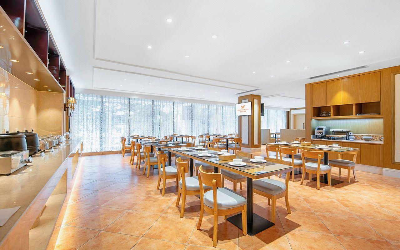 Vienna Hotel (Dongguan Houjie Avenue) 35/41
