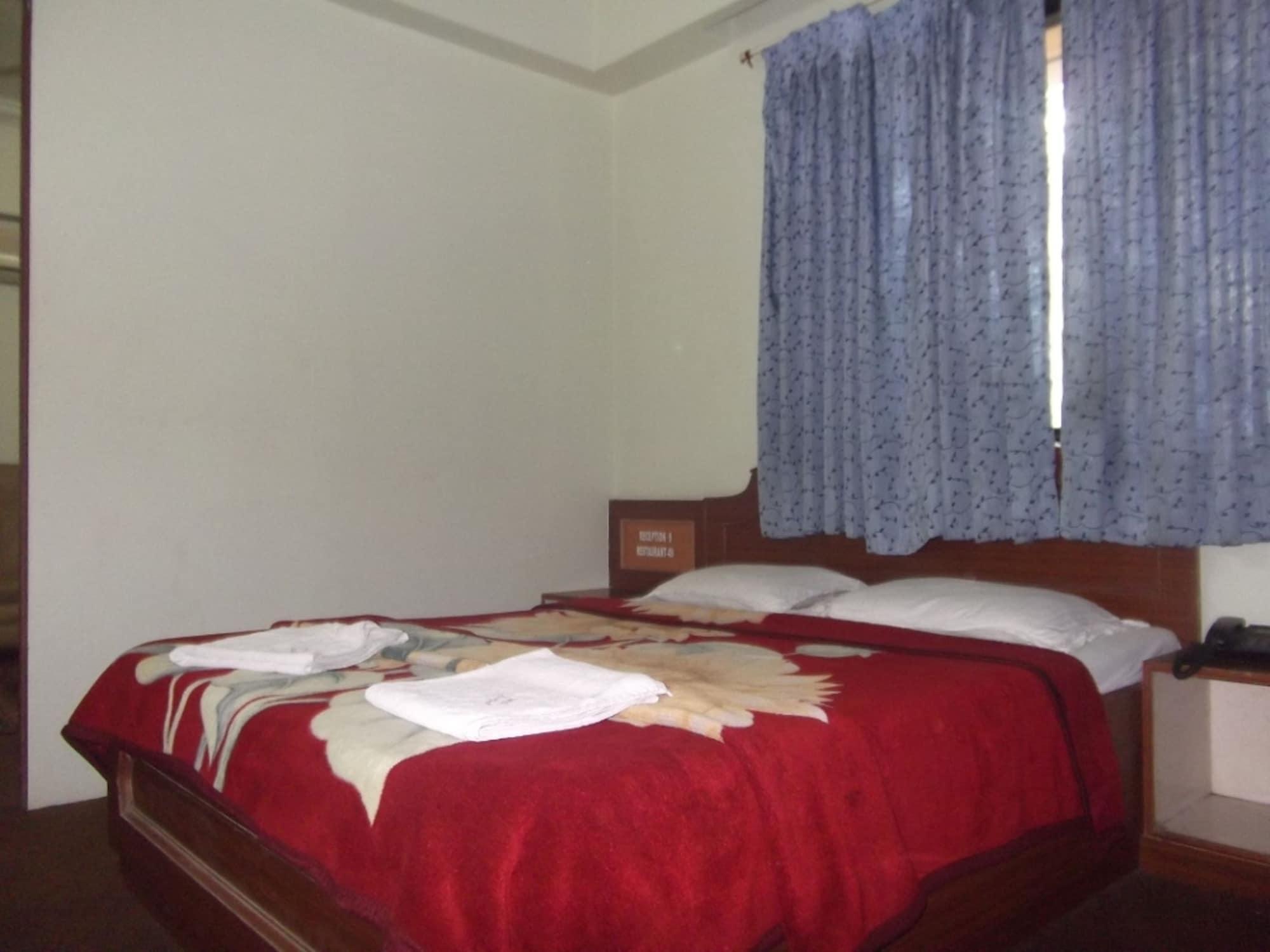 Hotel Ravikant 7/23