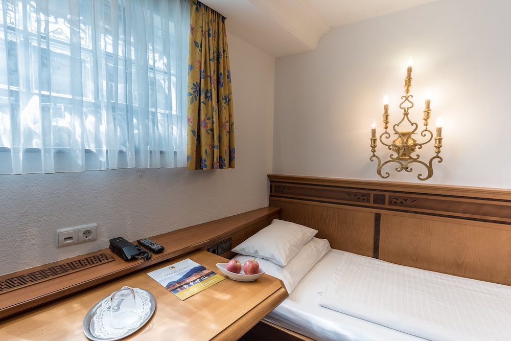 Hotel Mondschein 15/33