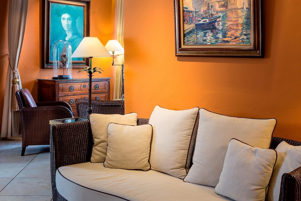 Best Western Premier Montfleuri 30/42